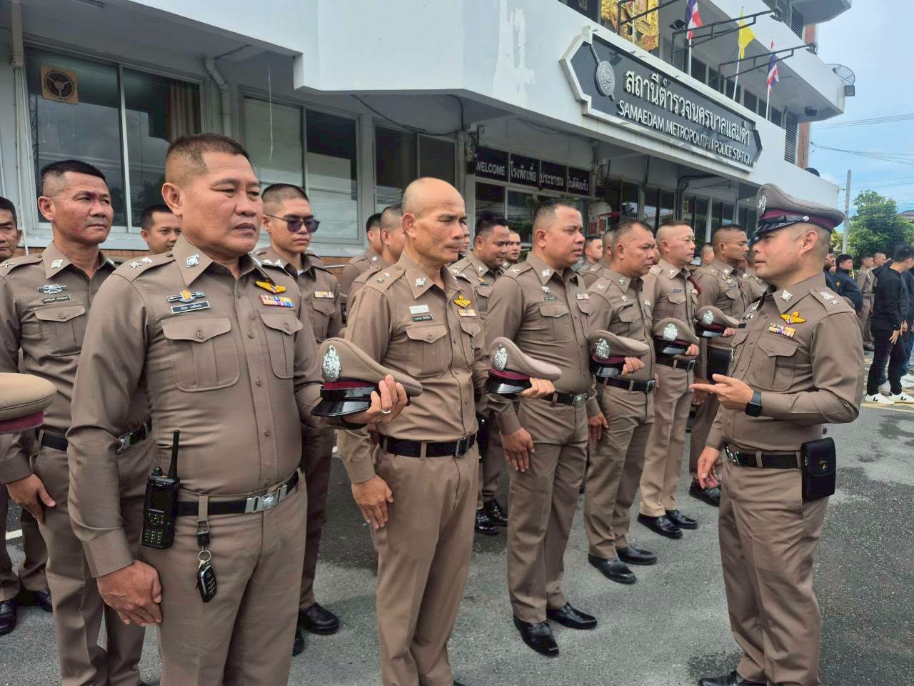 บรรยากาศการเข้าแถวเคารพธงชาติ