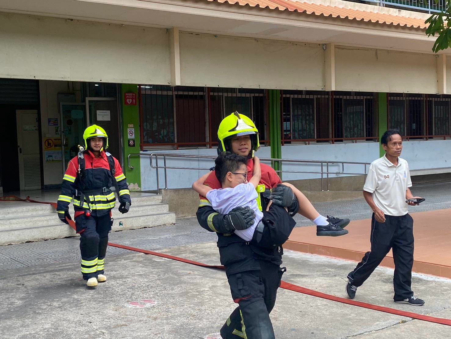 เจ้าหน้าที่ร่วมซักซ้อมแผนอัคคีภัย
