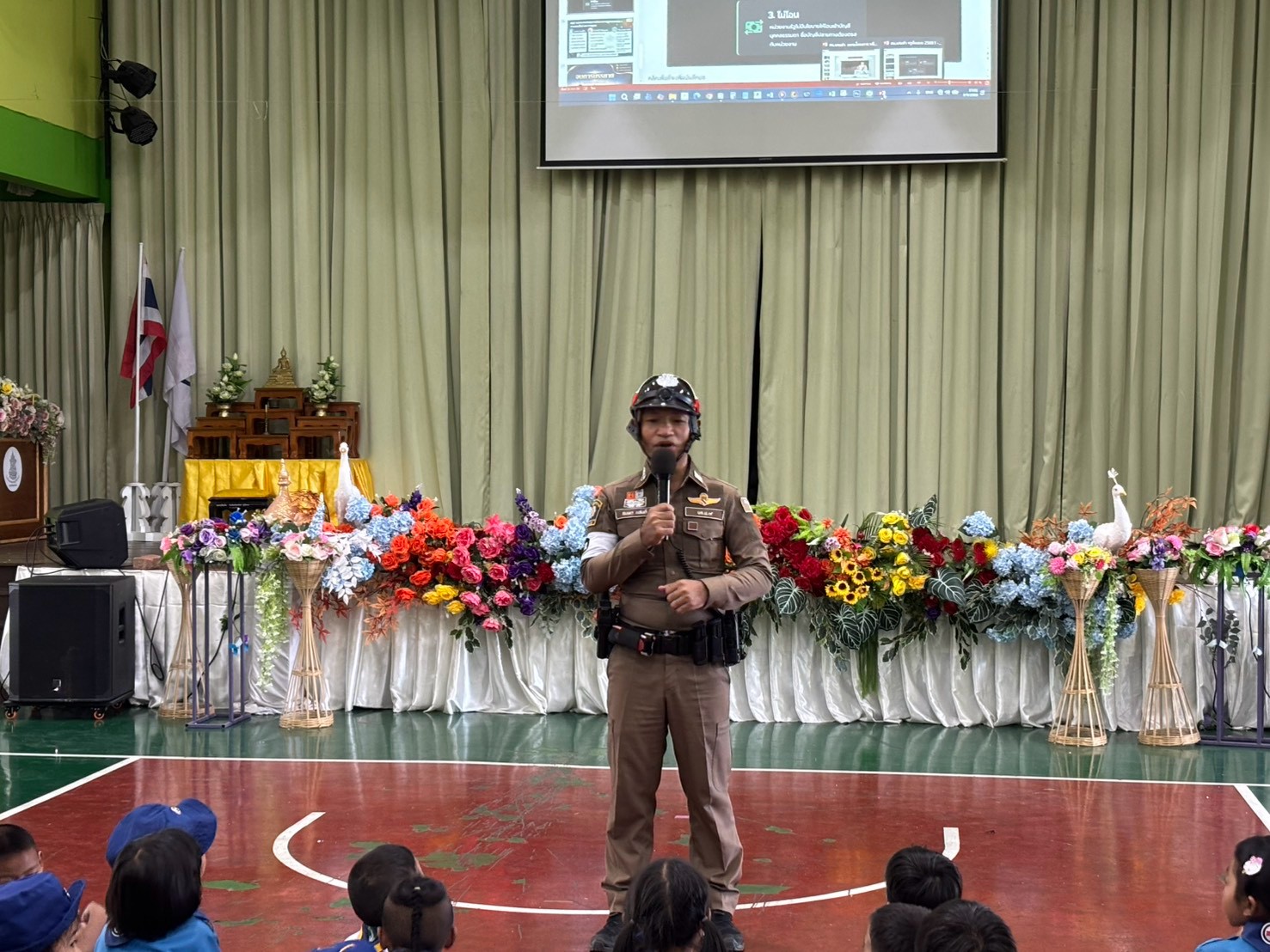 กิจกรรมอบรมกฎหมายจราจร โรงเรียนพรหมราษฎร์รังสรรค์